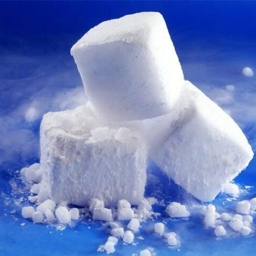 武漢干冰教你怎樣區(qū)分干冰質量的好壞